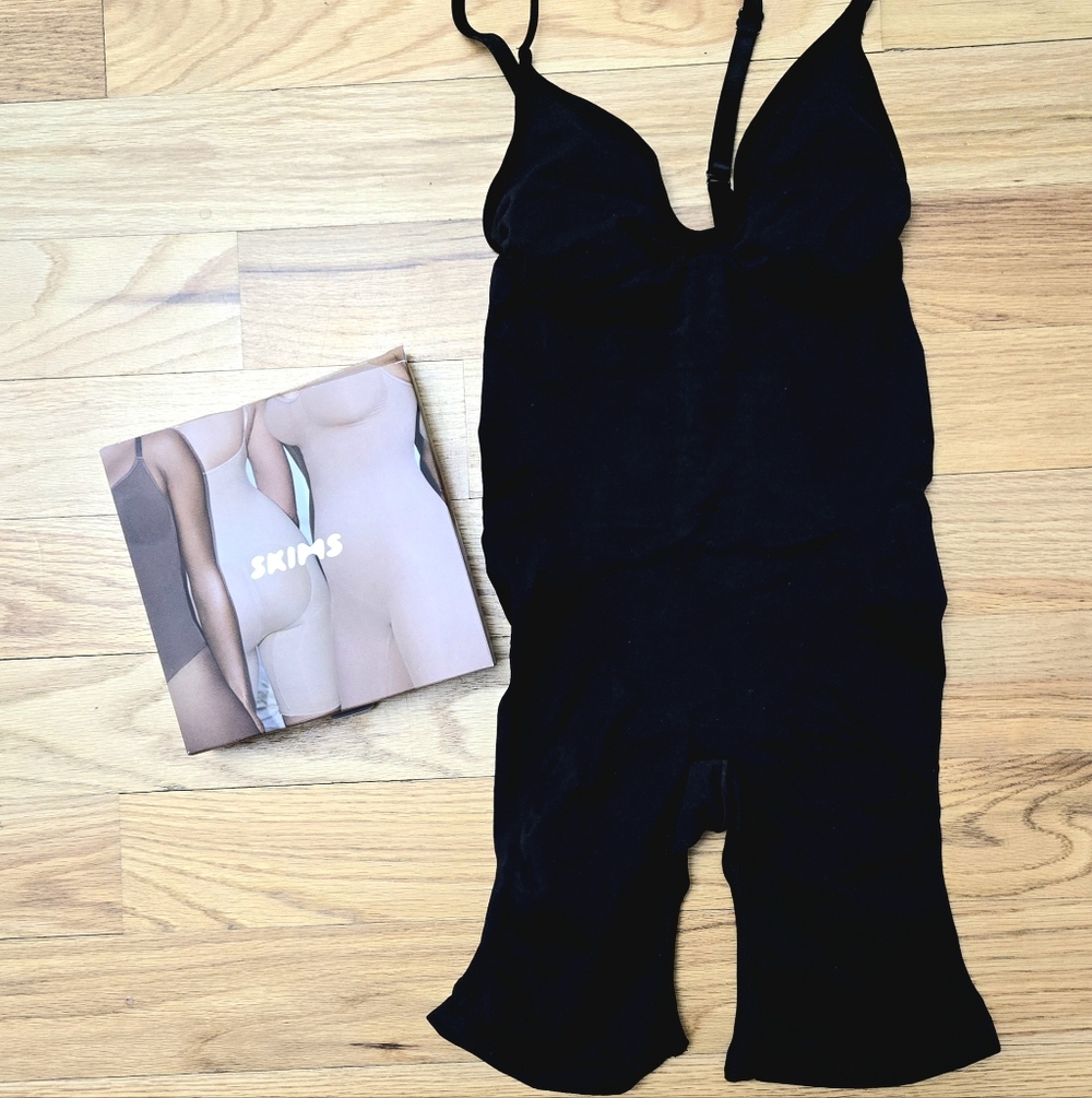 SKIMS Black Shapewear Bodysuit PLUS SIZE 4X/5X